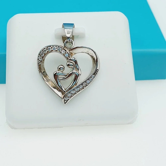 "925 Sterling Silver CZ Beautiful Pendant for Women, 1USPAR4020 - Picture 3 of 10